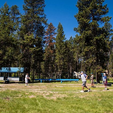 Bend-Sunriver Camping Resort 24 Ft. Yurt 12 Exterior foto