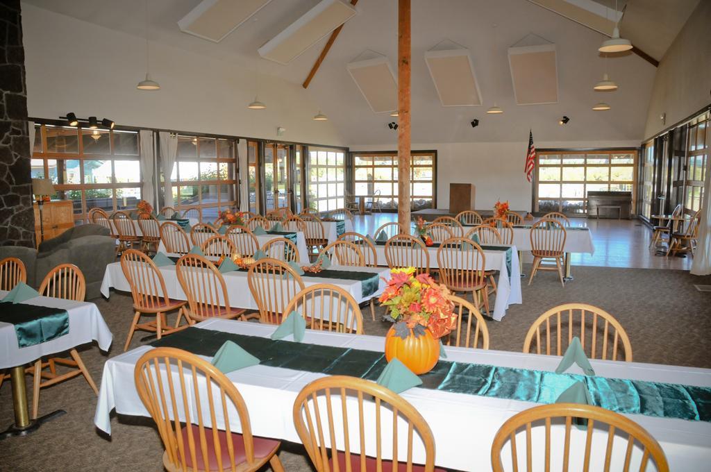 Bend-Sunriver Camping Resort 24 Ft. Yurt 12 Exterior foto