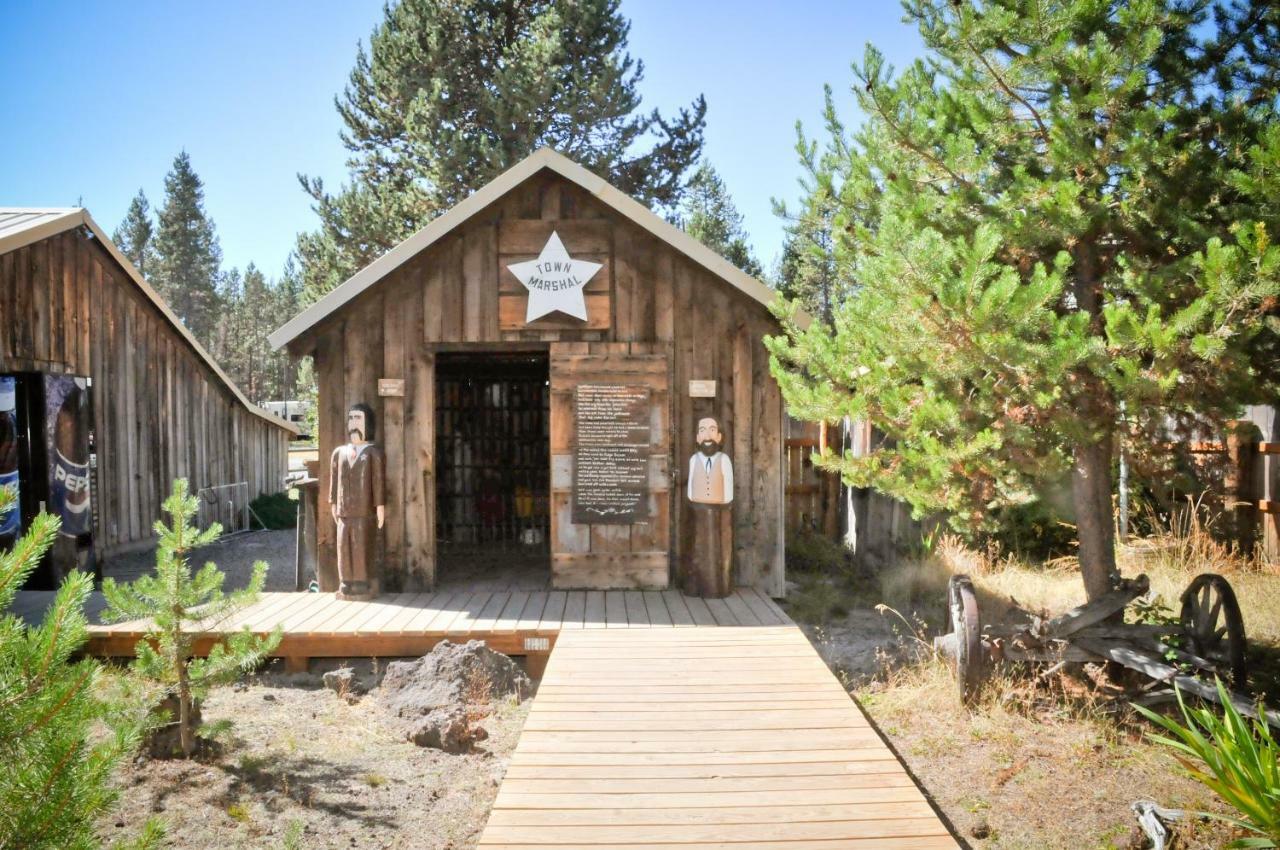 Bend-Sunriver Camping Resort 24 Ft. Yurt 12 Exterior foto