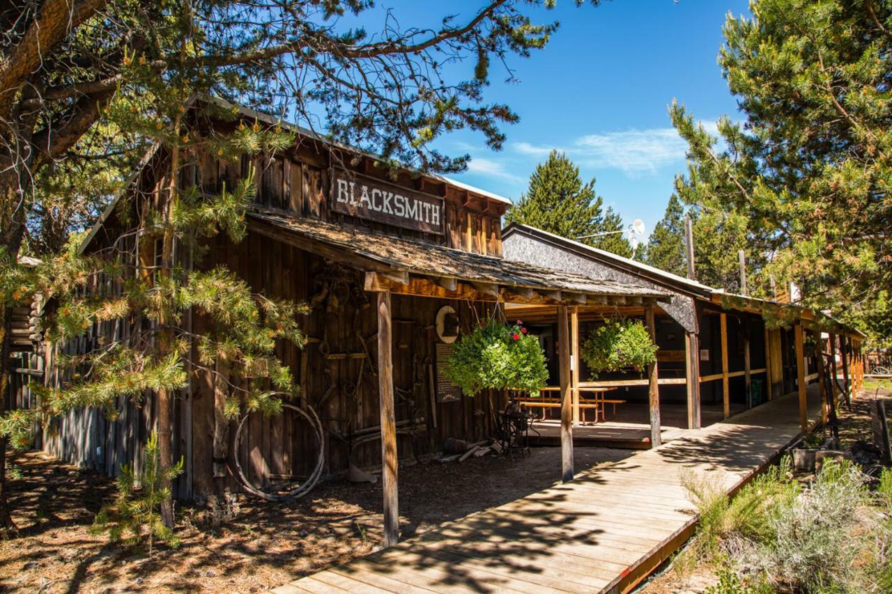 Bend-Sunriver Camping Resort 24 Ft. Yurt 12 Exterior foto